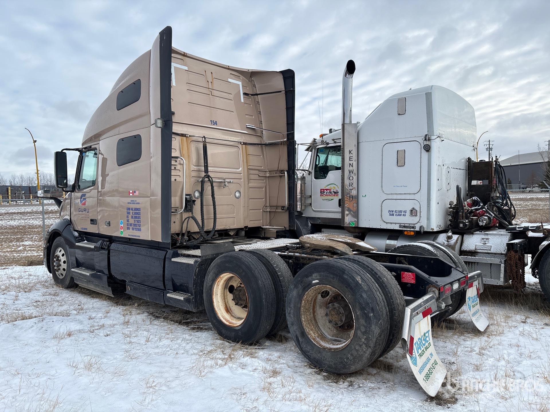 Aspect général with Image, coin arrière gauche