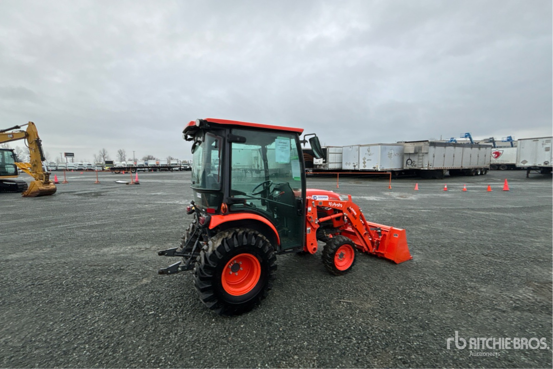 General Appearance with Imagen: esquina trasera derecha