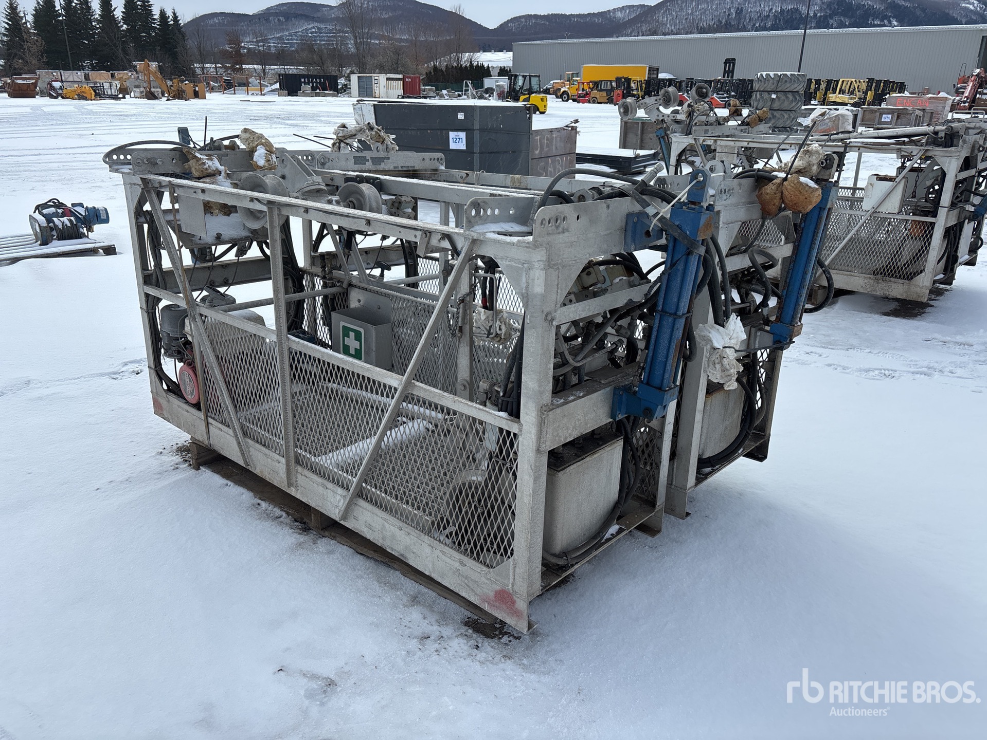 General Appearance with Foto, angolo anteriore sinistro