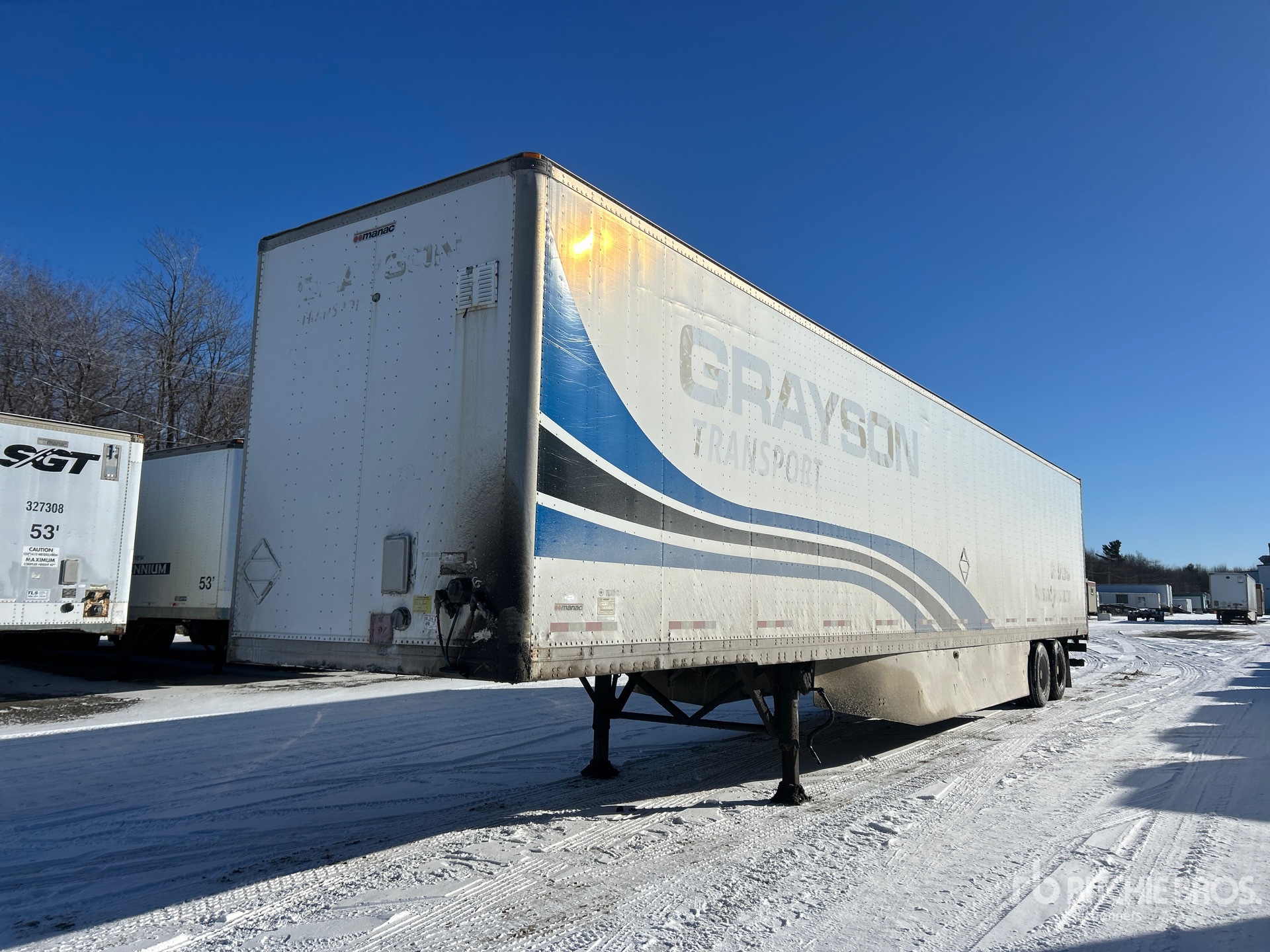 General Appearance with Bild, Ecke vorne links