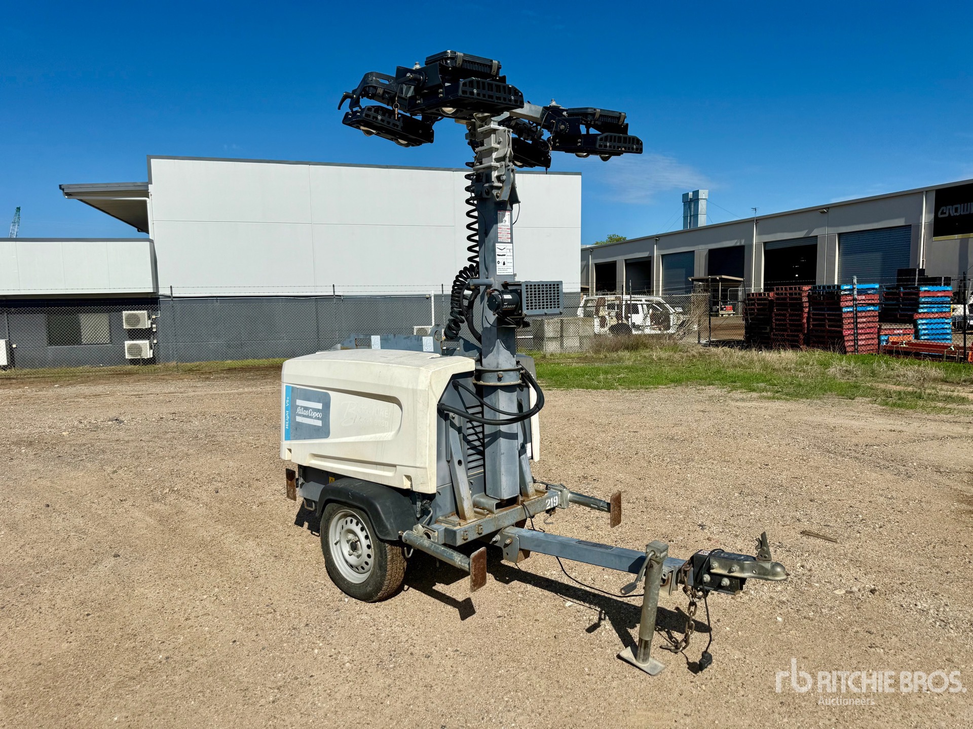 General Appearance with Picture, Left Front Corner