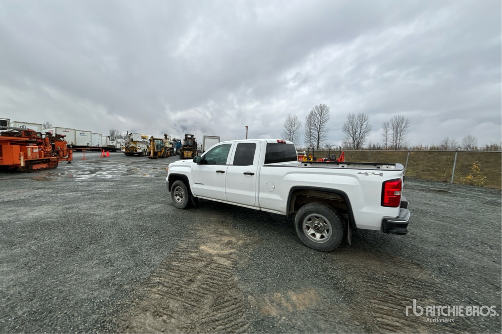 General Appearance with Picture, Left Rear Corner