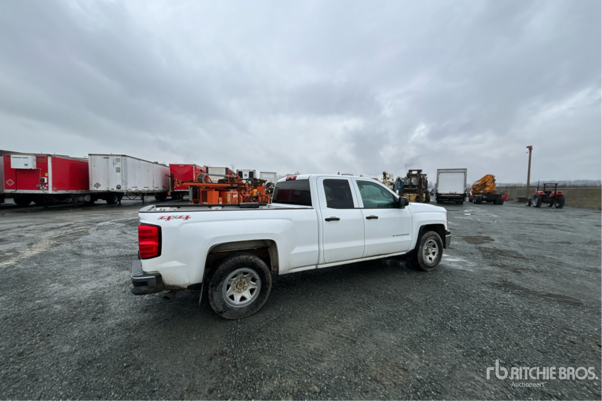 General Appearance with Picture, Right Rear Corner