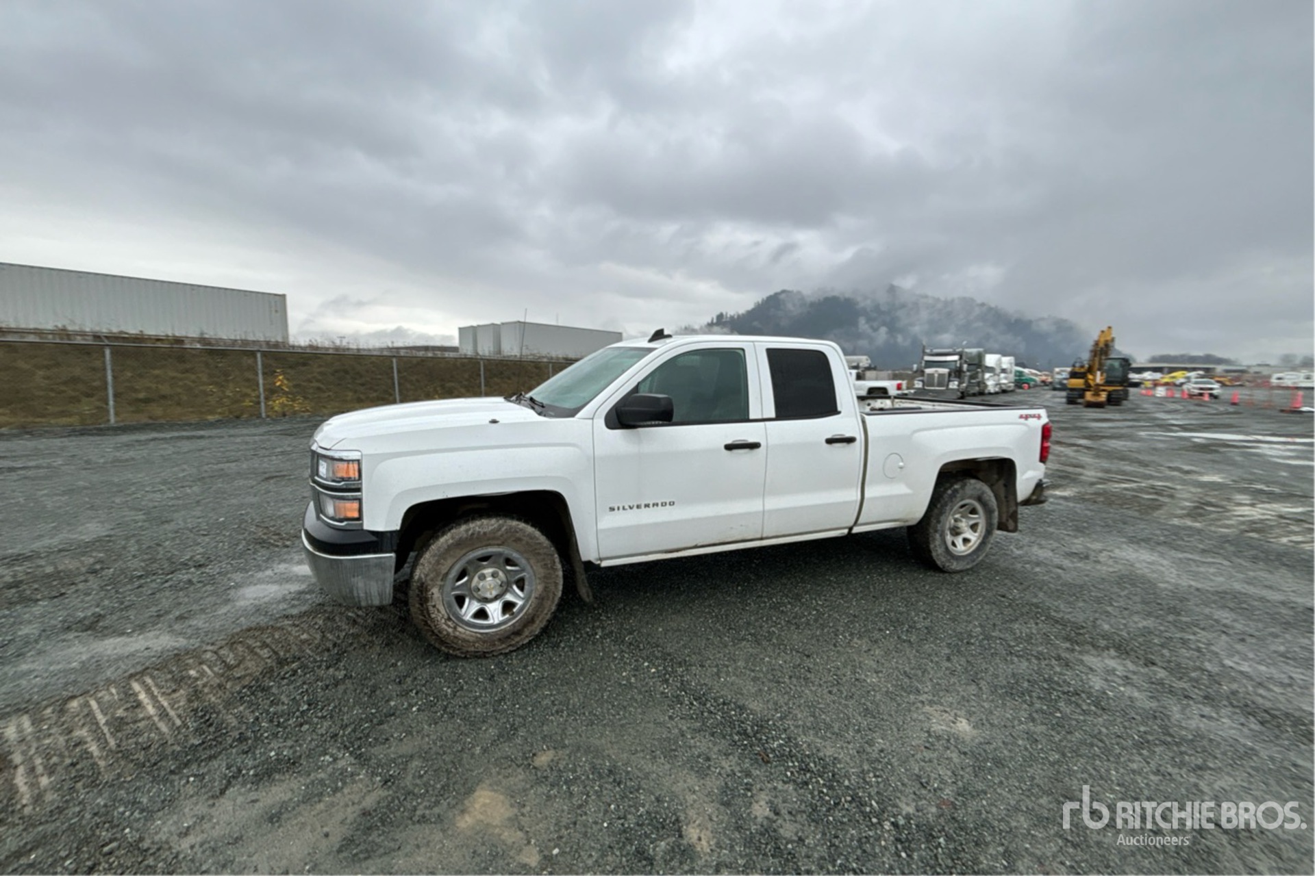 General Appearance with Picture, Left Front Corner