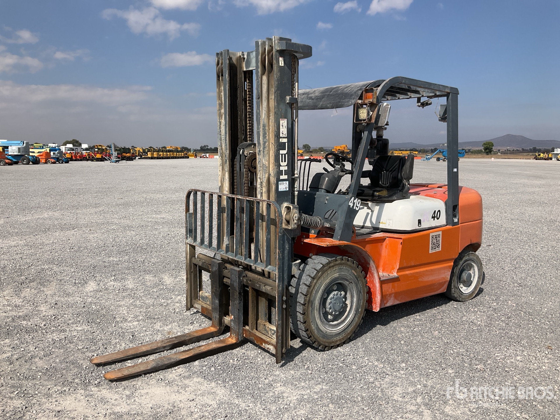 General Appearance with Featured Photo