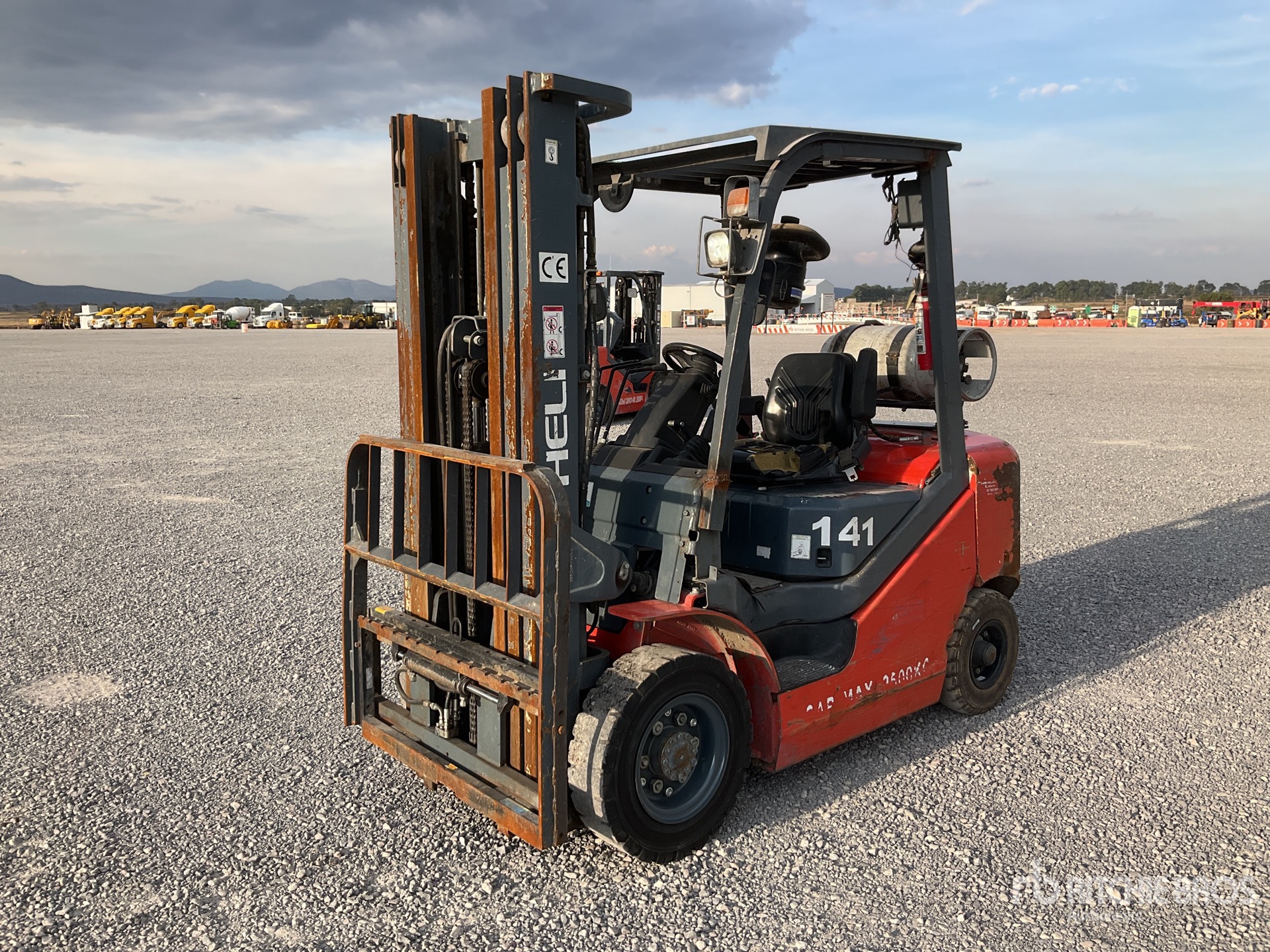 General Appearance with Featured Photo