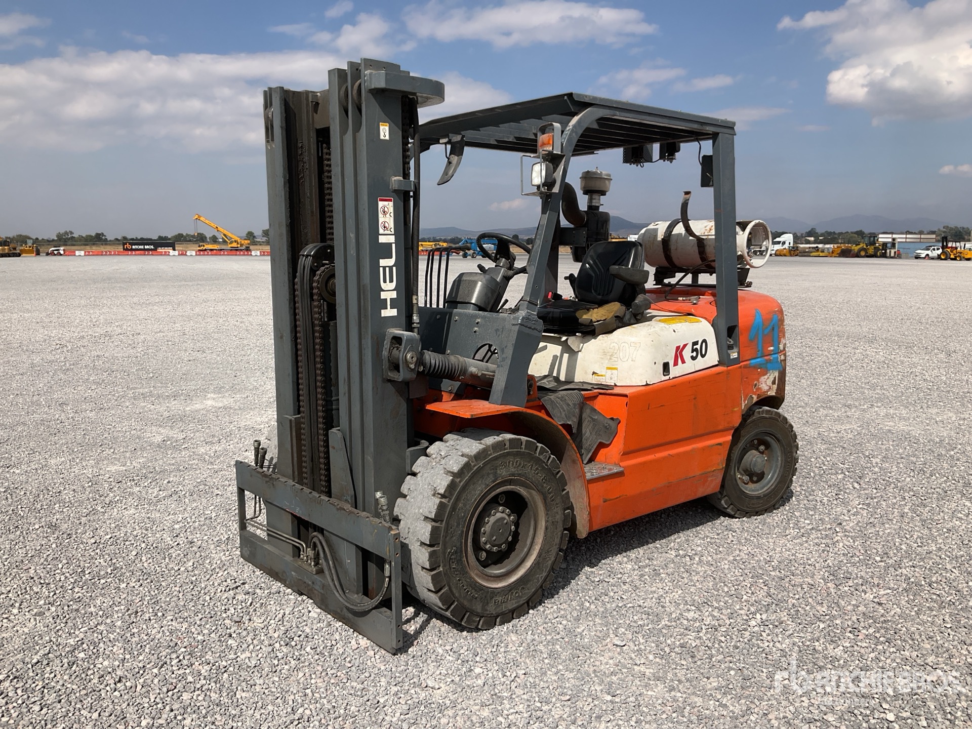 General Appearance with Picture, Left Front Corner