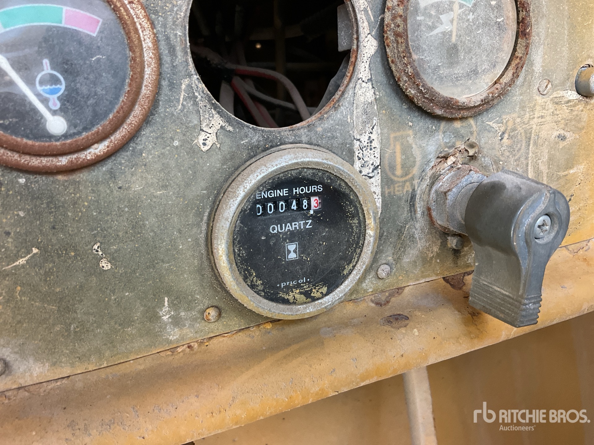 General Appearance with Hour Meter / Odometer