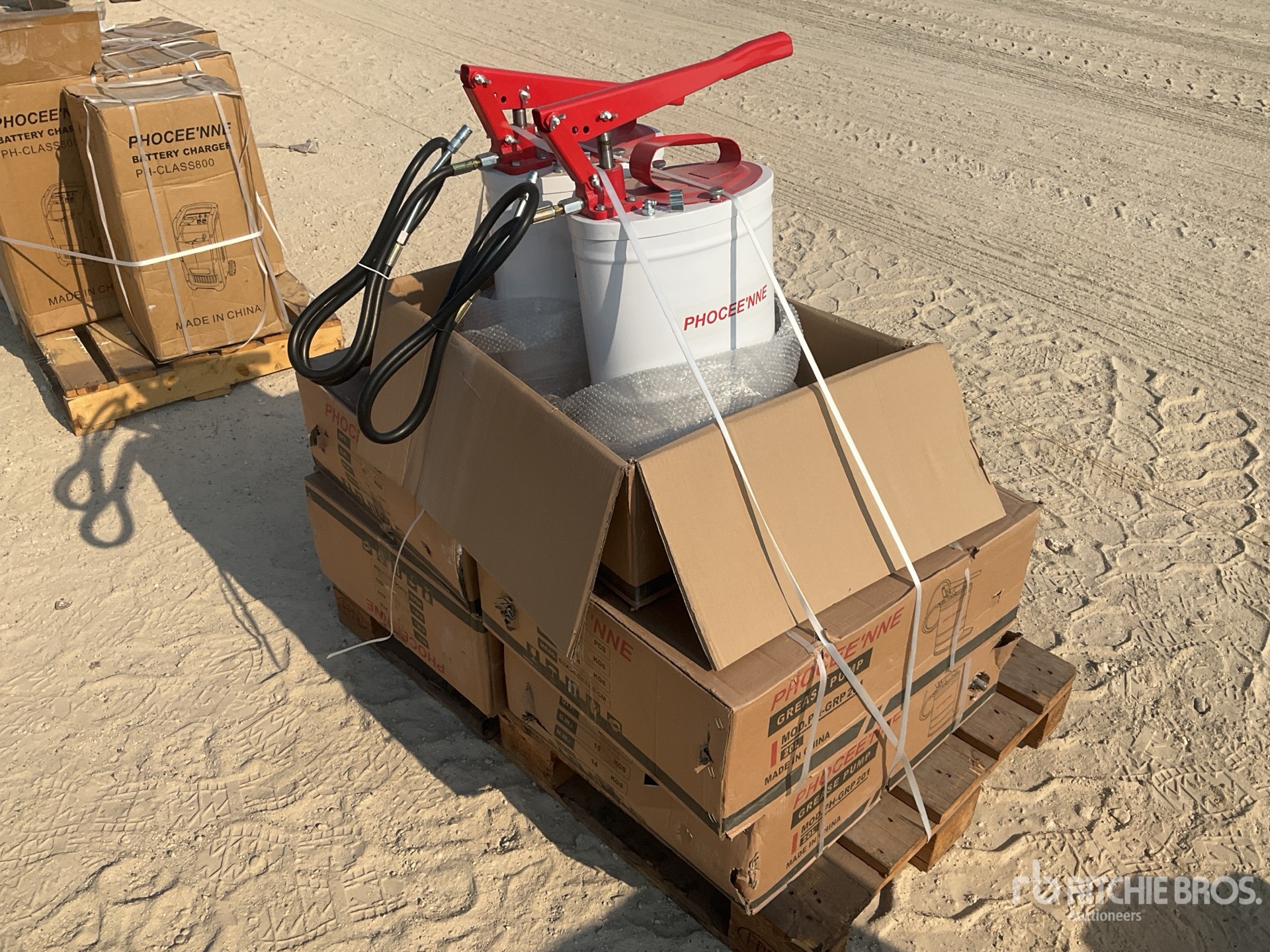 Aspect général with Image, coin avant droit