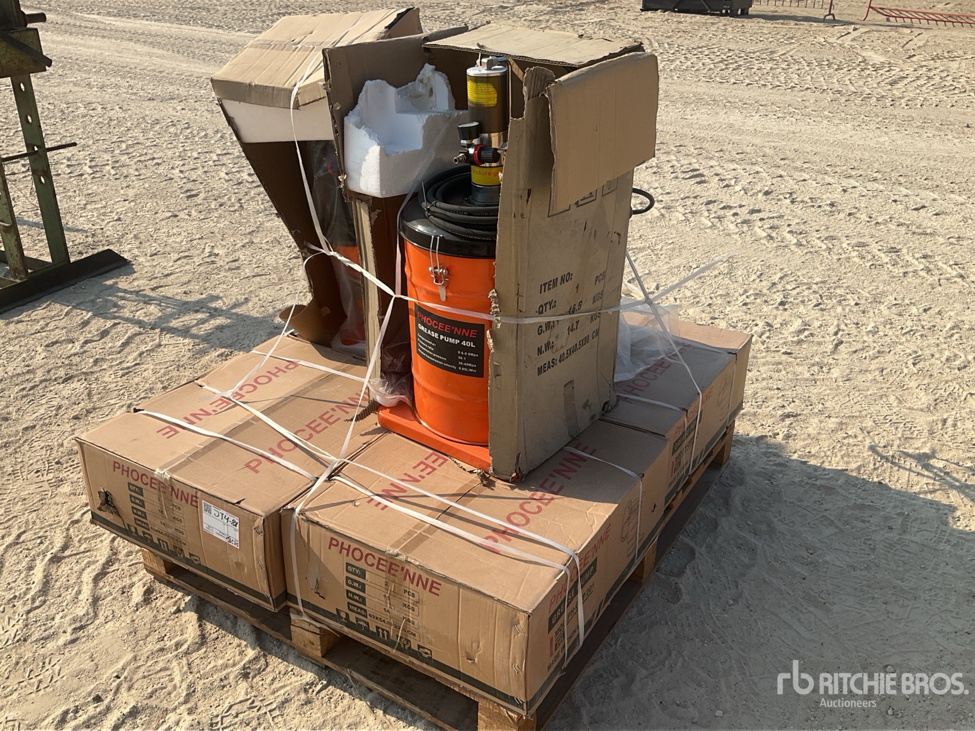 Aspect général with Image, coin arrière gauche