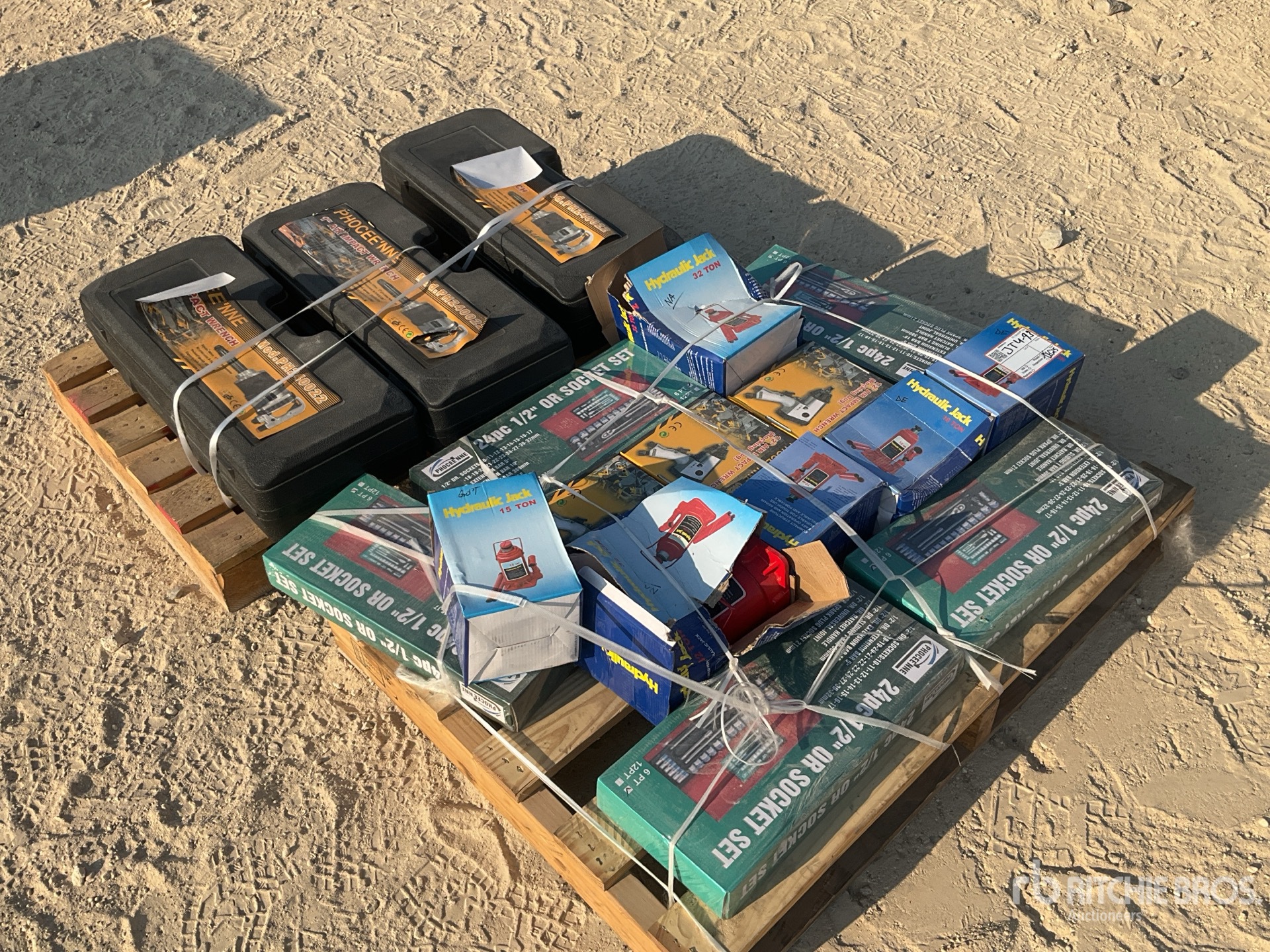 Aspect général with Image, coin avant droit