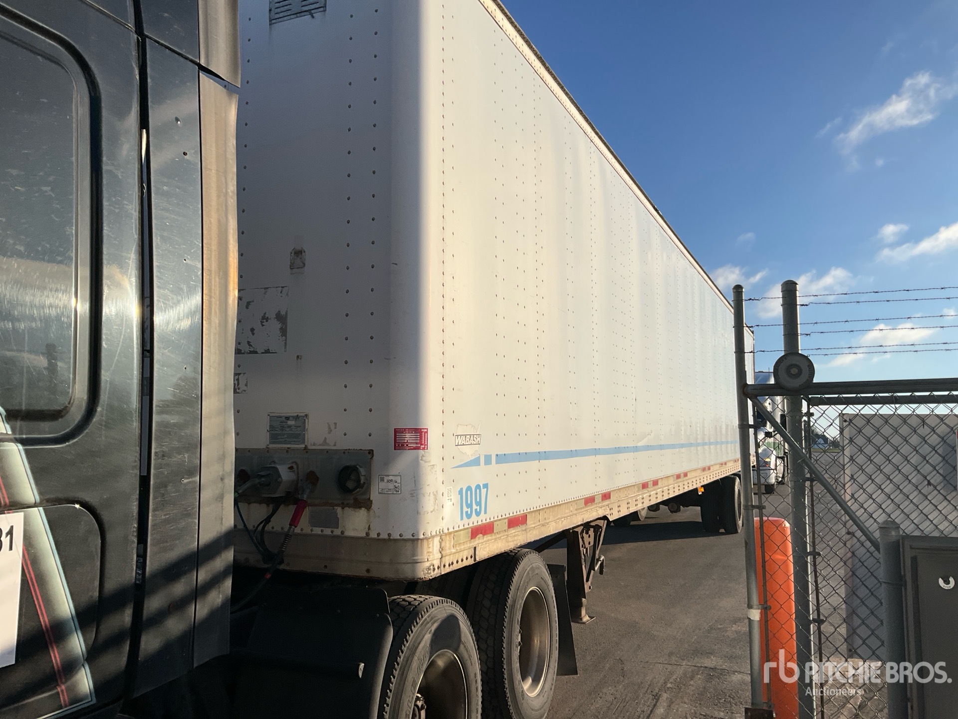 General Appearance with Featured Photo