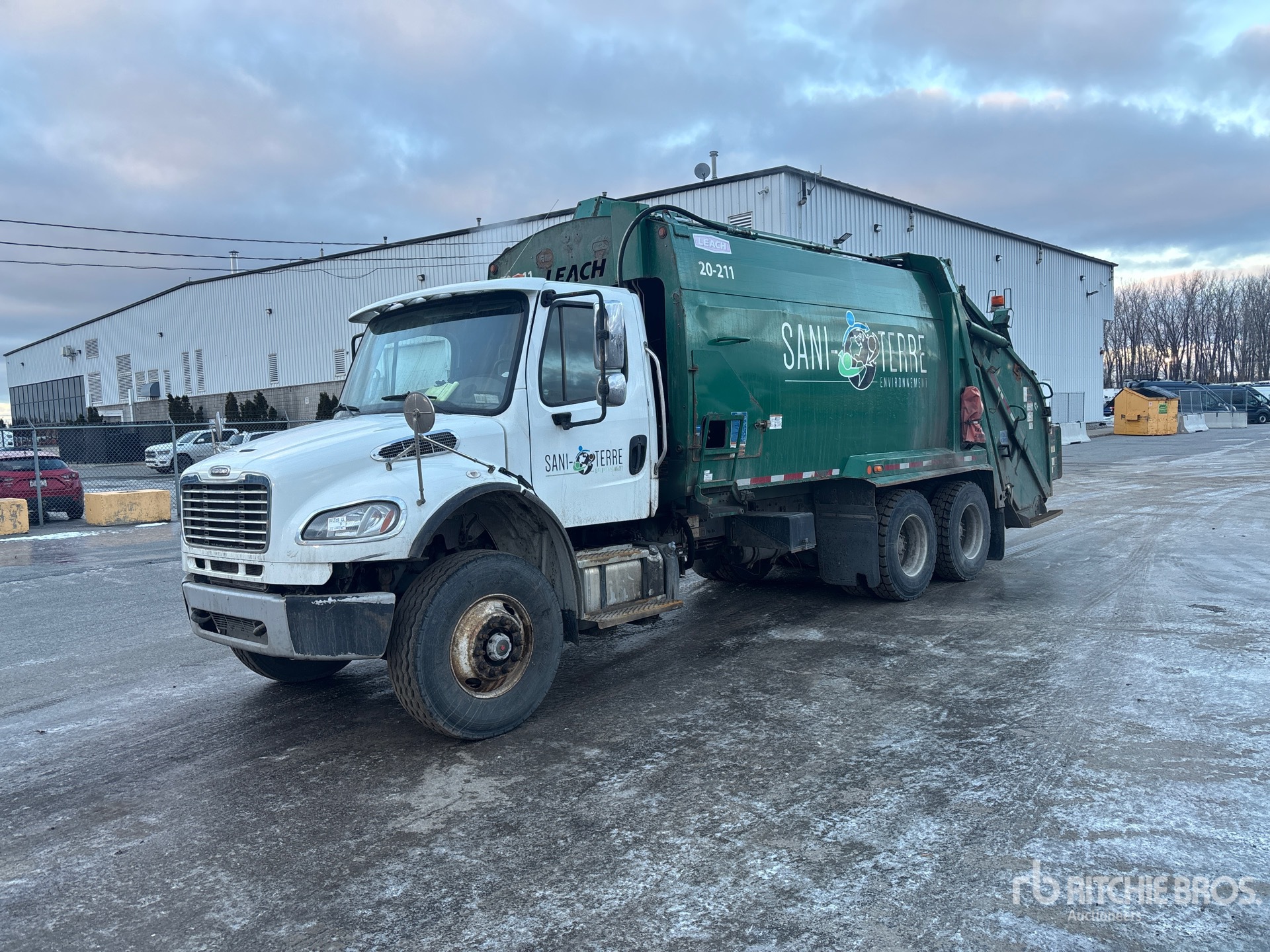 General Appearance with Featured Photo