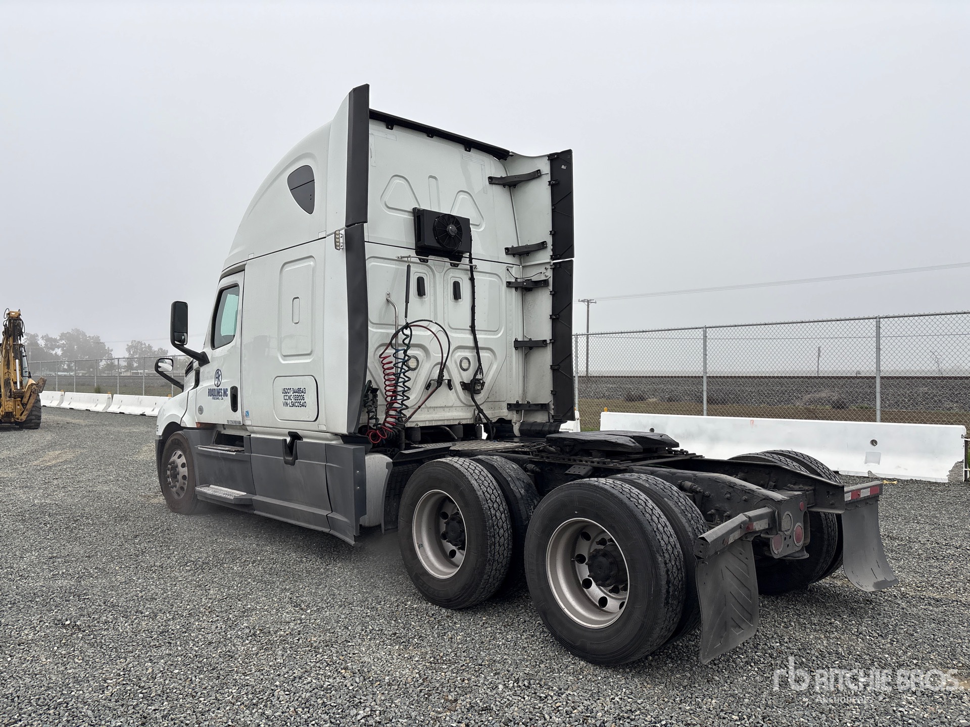 Aspect général with Image, coin arrière gauche