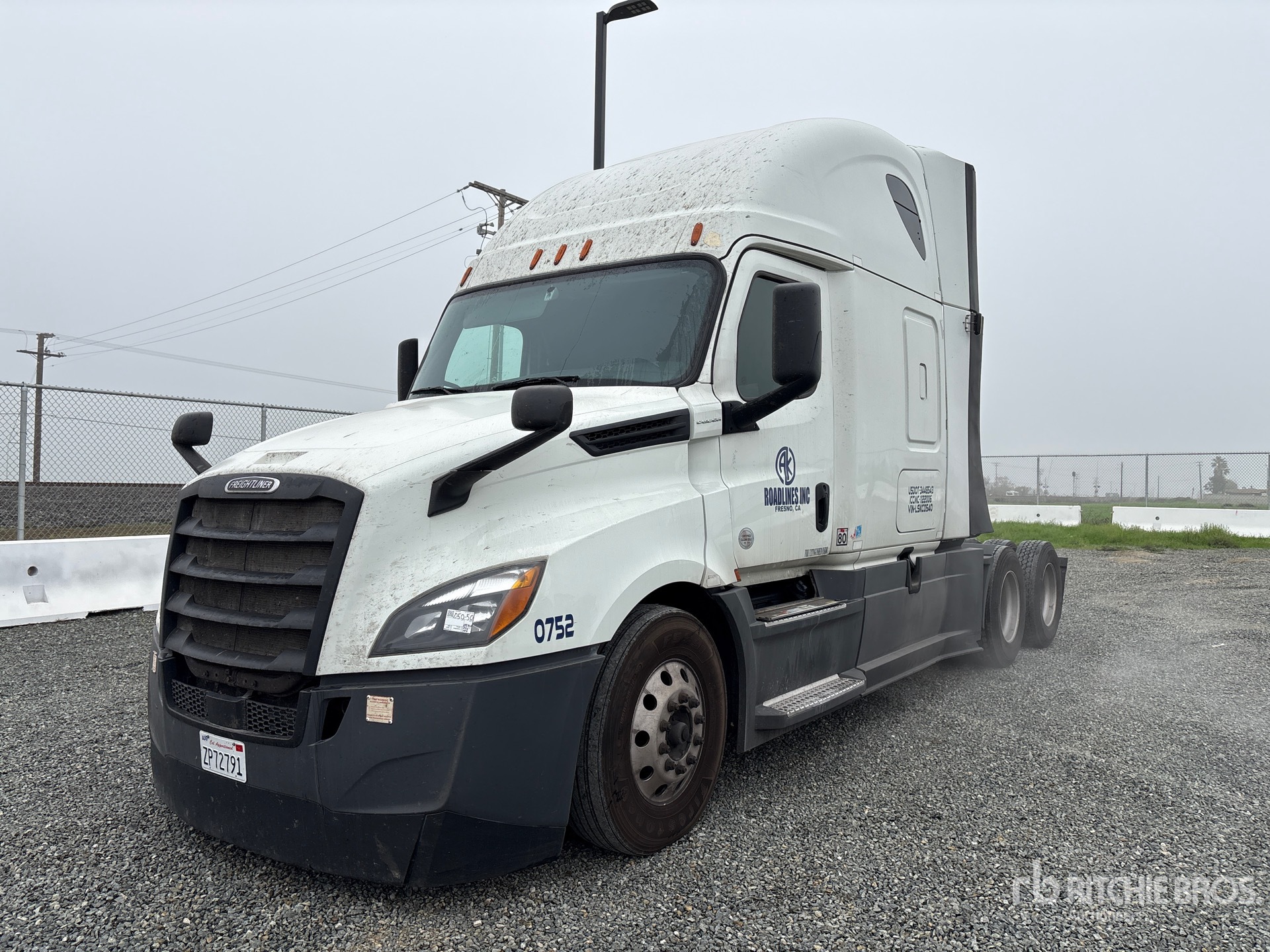 Aspect général with Image, coin avant gauche