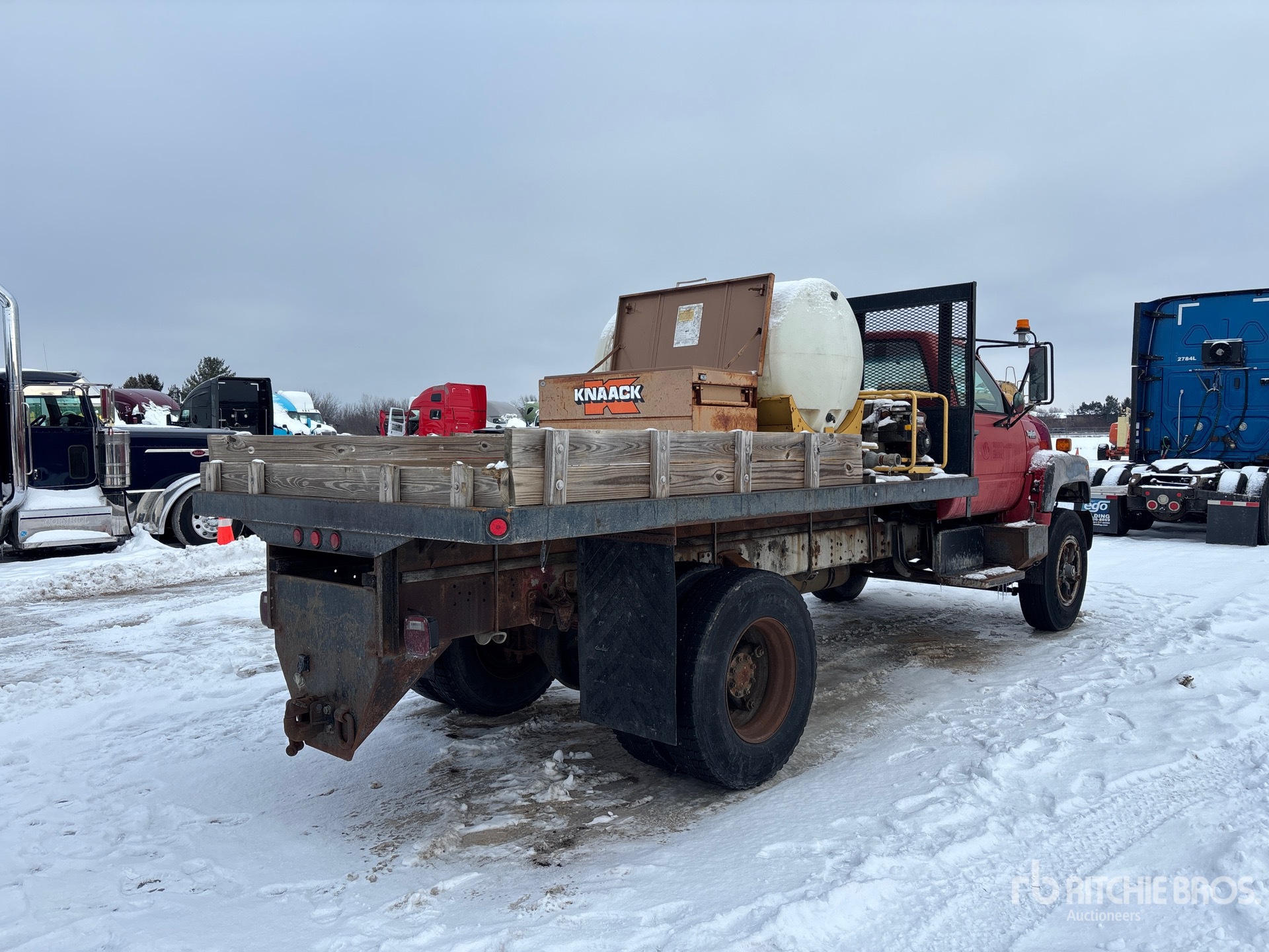 General Appearance with Picture, Right Rear Corner