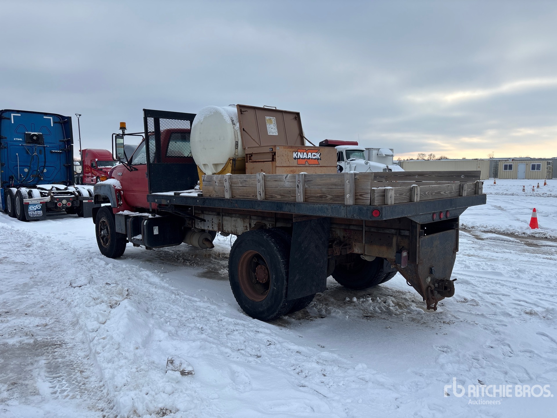 General Appearance with Picture, Left Rear Corner