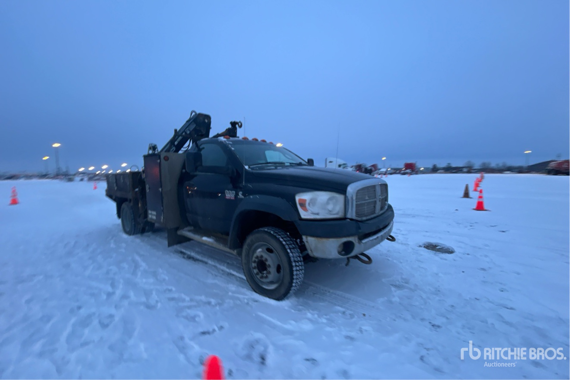 General Appearance with Picture, Right Front Corner