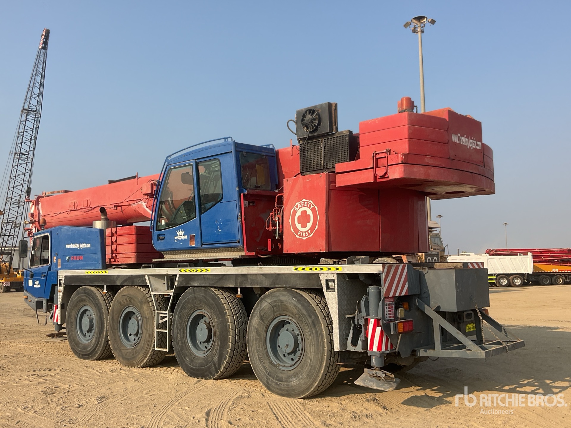 General Appearance with Imagen: esquina trasera izquierda