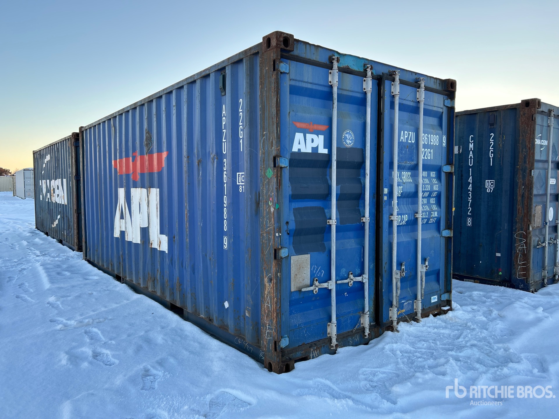 General Appearance with Picture, Right Front Corner