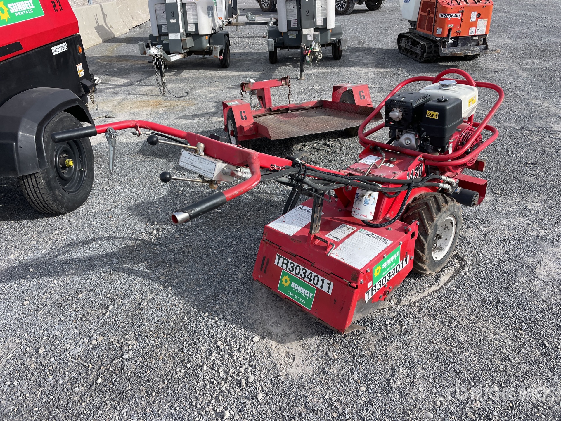 General Appearance with Picture, Right Rear Corner