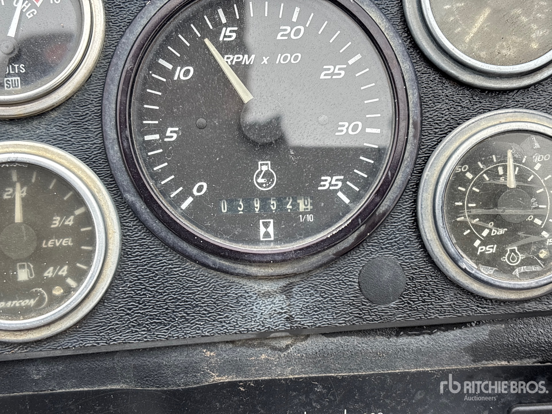 General Appearance with Hour Meter / Odometer