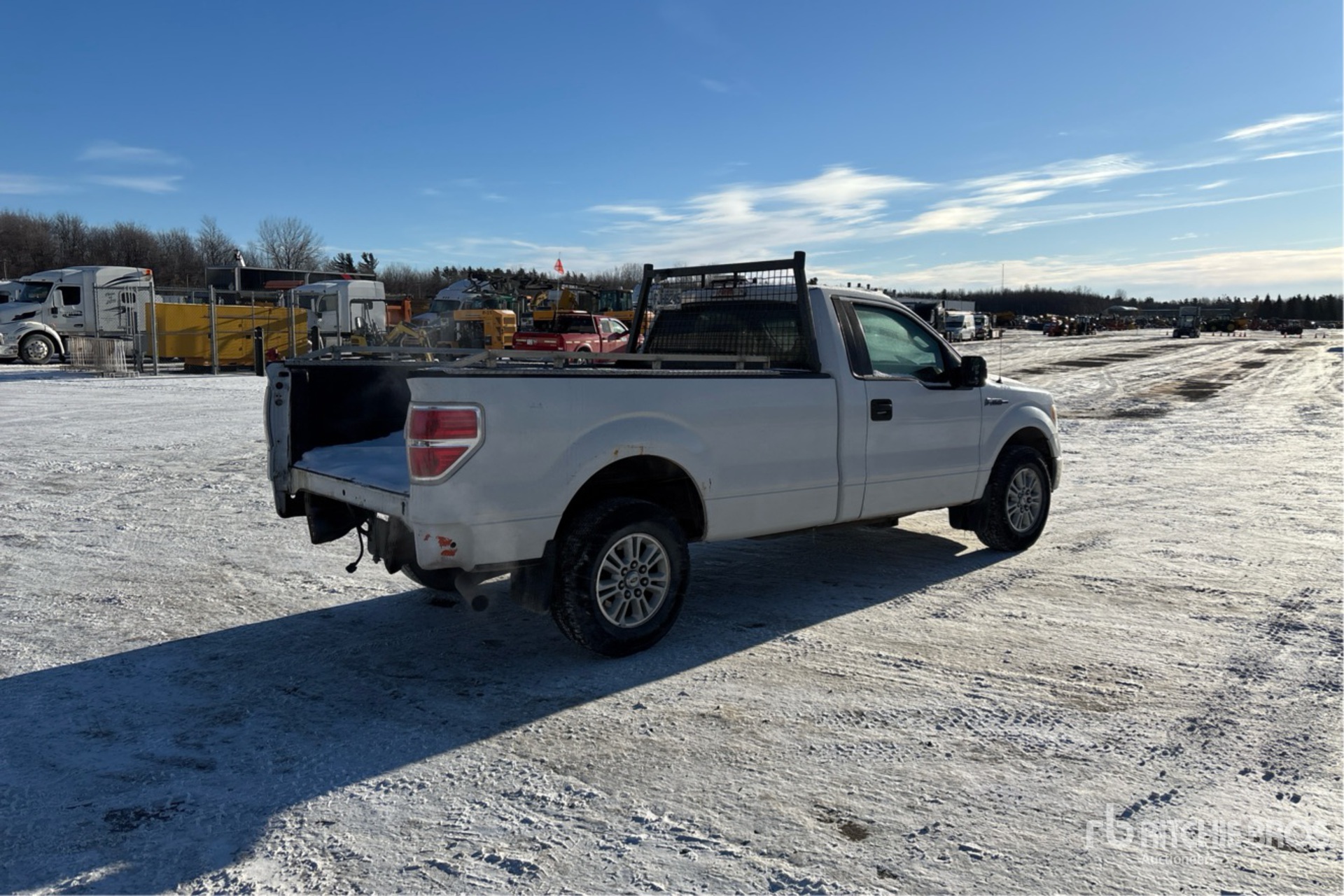 General Appearance with Picture, Right Rear Corner