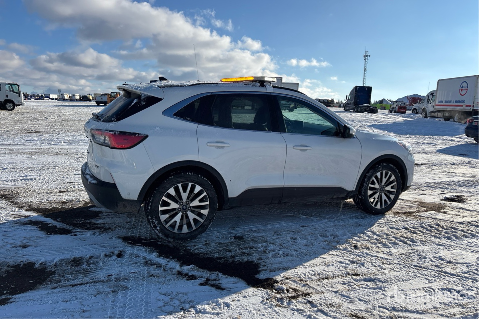 General Appearance with Picture, Right Rear Corner