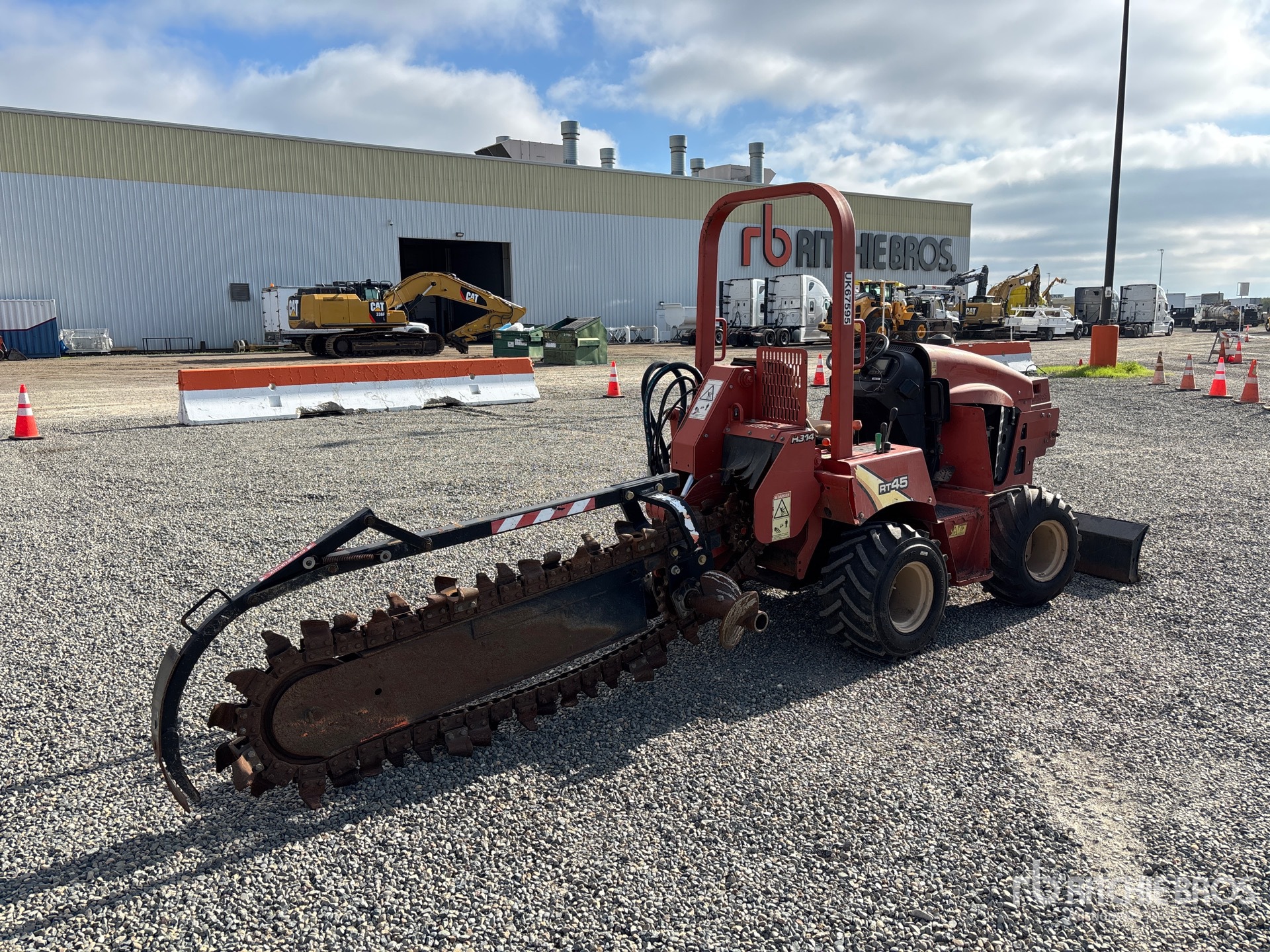 General Appearance with Imagen: esquina trasera derecha