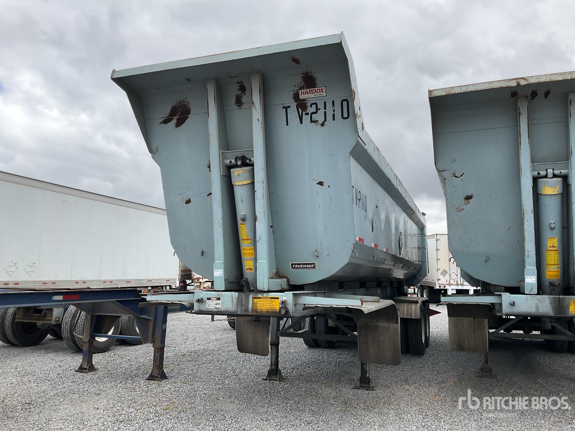 General Appearance with Featured Photo