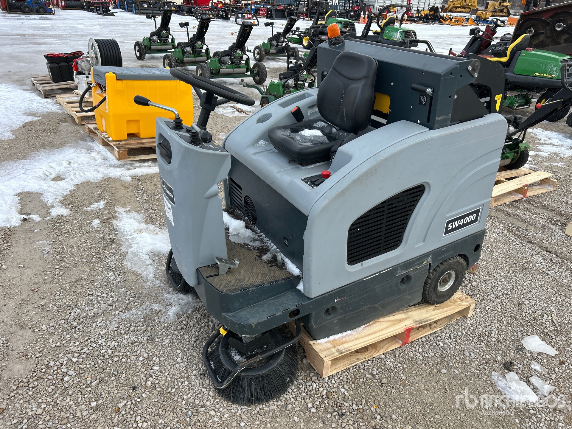 General Appearance with Picture, Left Front Corner