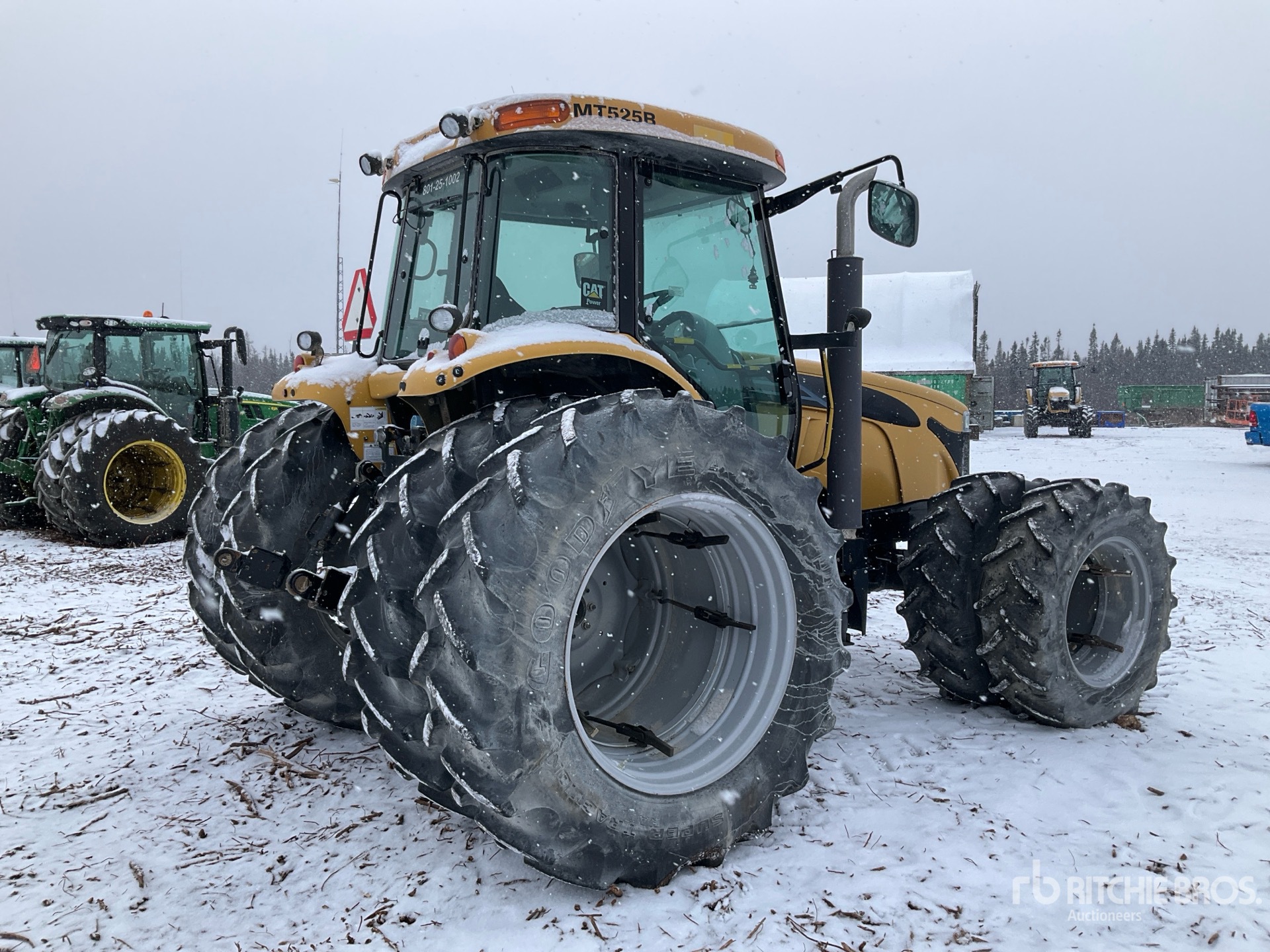 General Appearance with Imagen: esquina trasera derecha