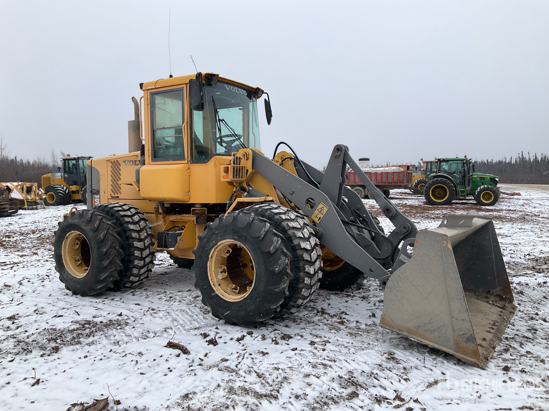 General Appearance with Image, coin avant droit