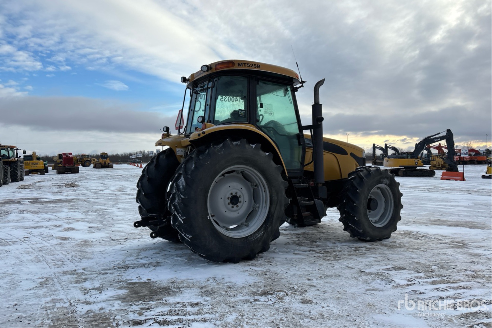 General Appearance with Imagen: esquina trasera derecha