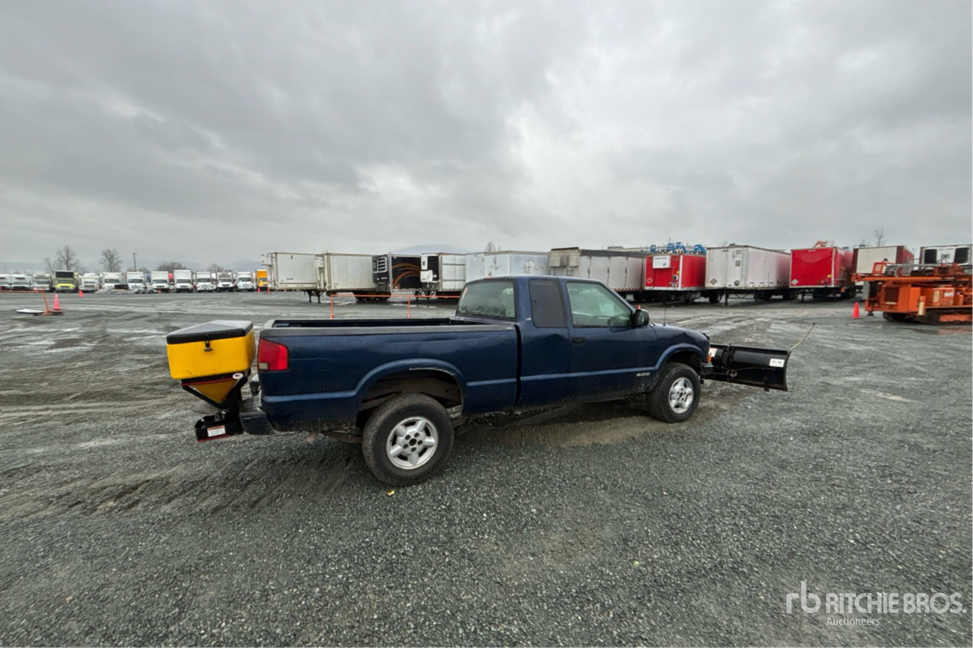 General Appearance with Imagen: esquina trasera derecha