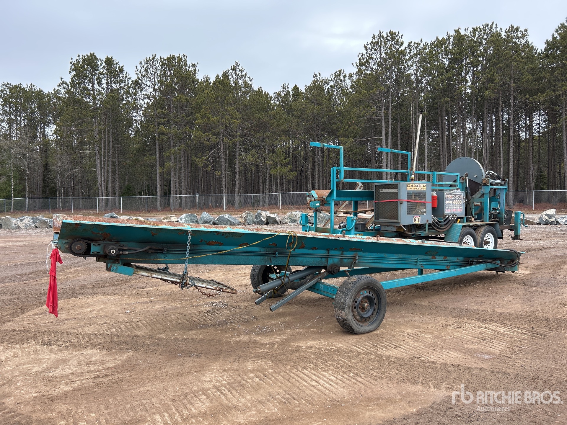 General Appearance with Featured Photo