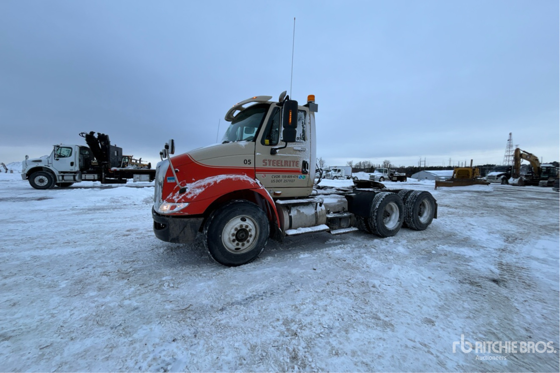 General Appearance with Picture, Left Front Corner