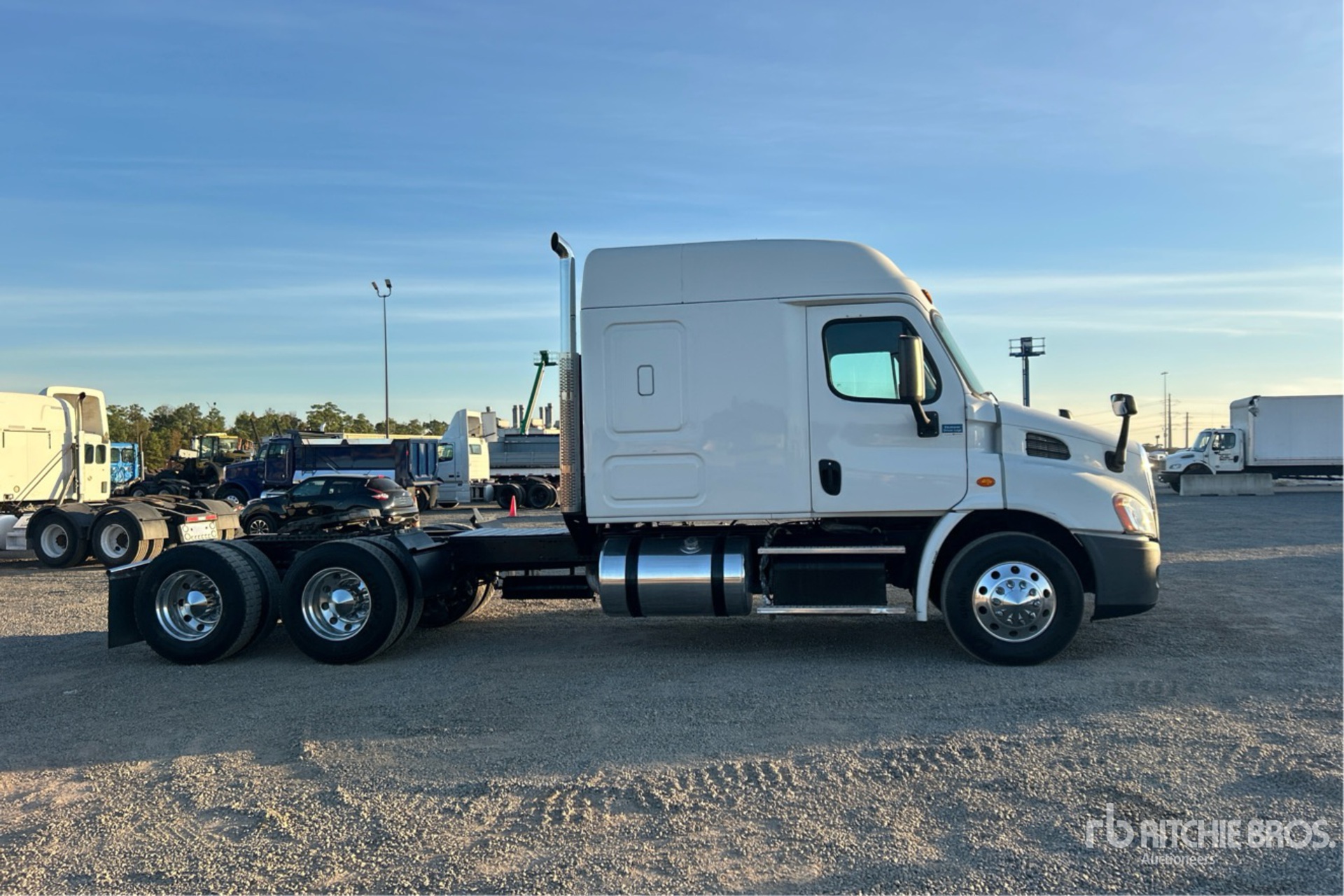 General Appearance with Imagen: esquina delantera derecha