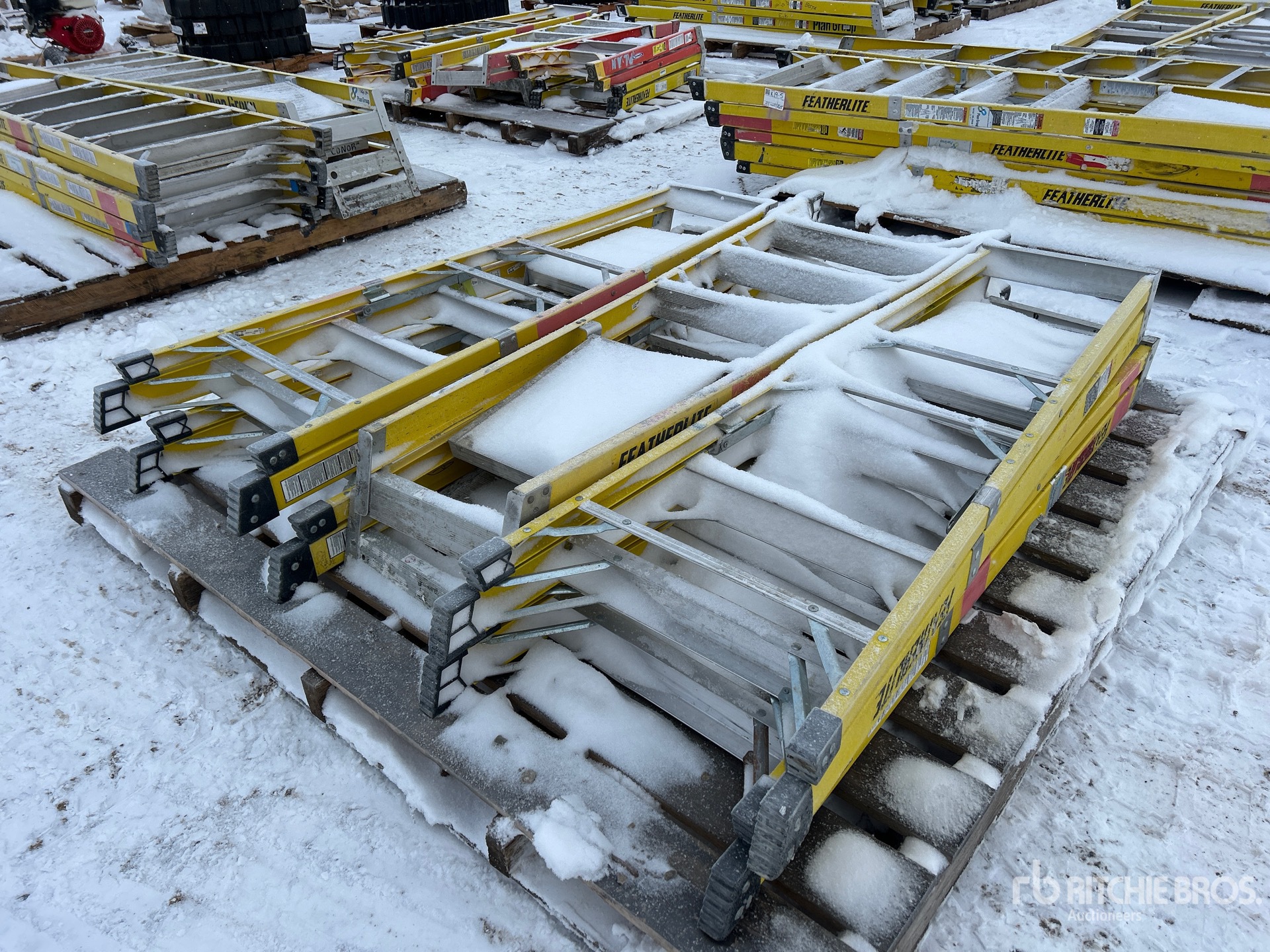 Aspect général with Image, coin arrière droit