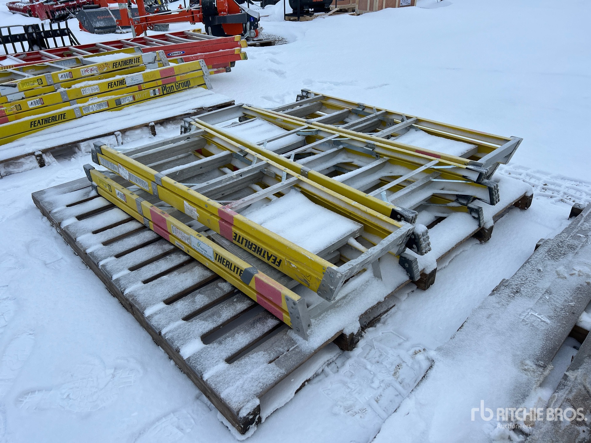 Aspect général with Image, coin avant droit