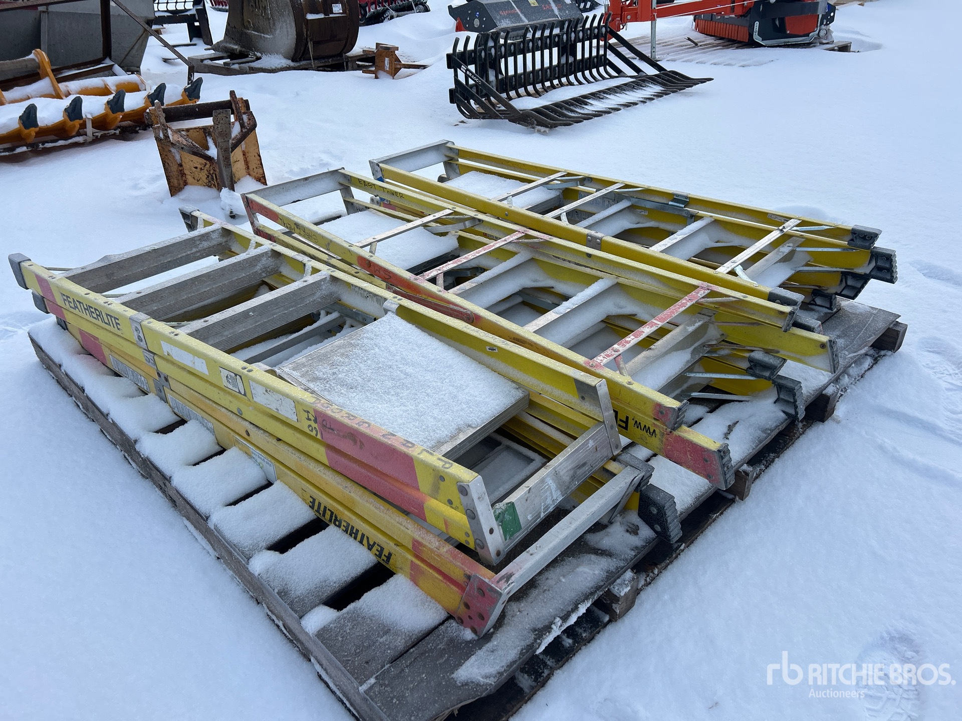 Aspect général with Image, coin arrière gauche