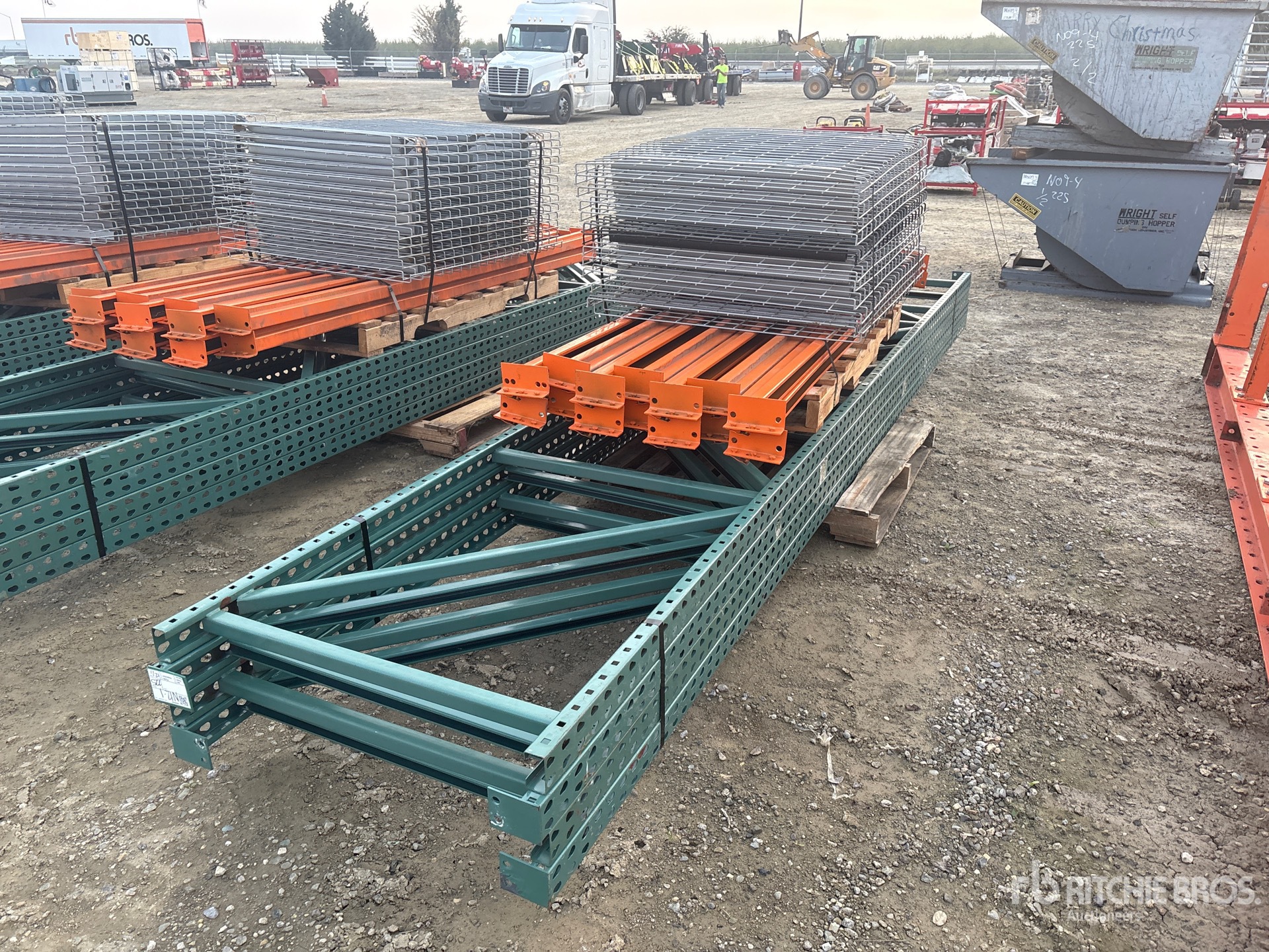 General Appearance with Foto, angolo anteriore sinistro