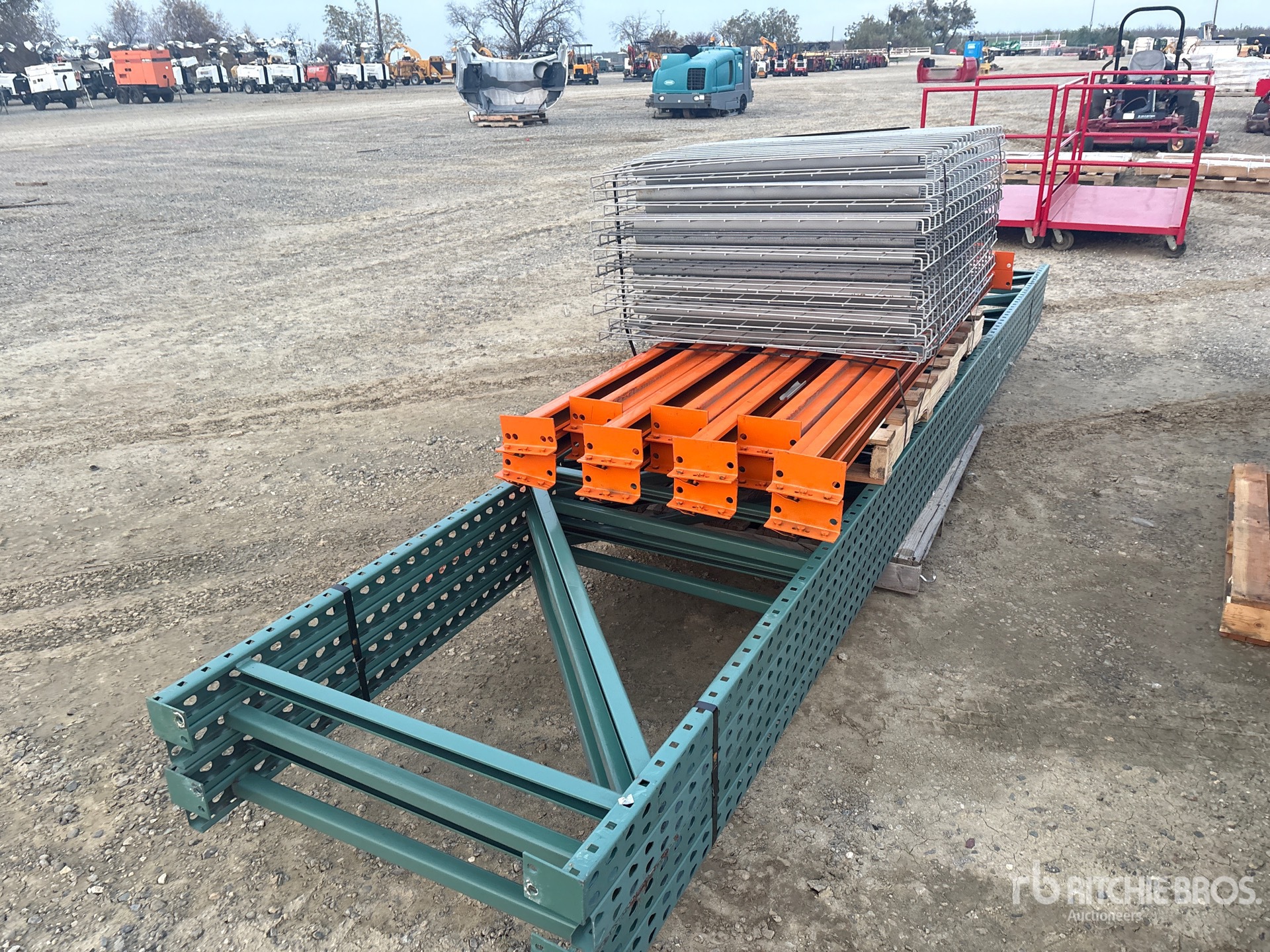 General Appearance with Foto, angolo anteriore sinistro