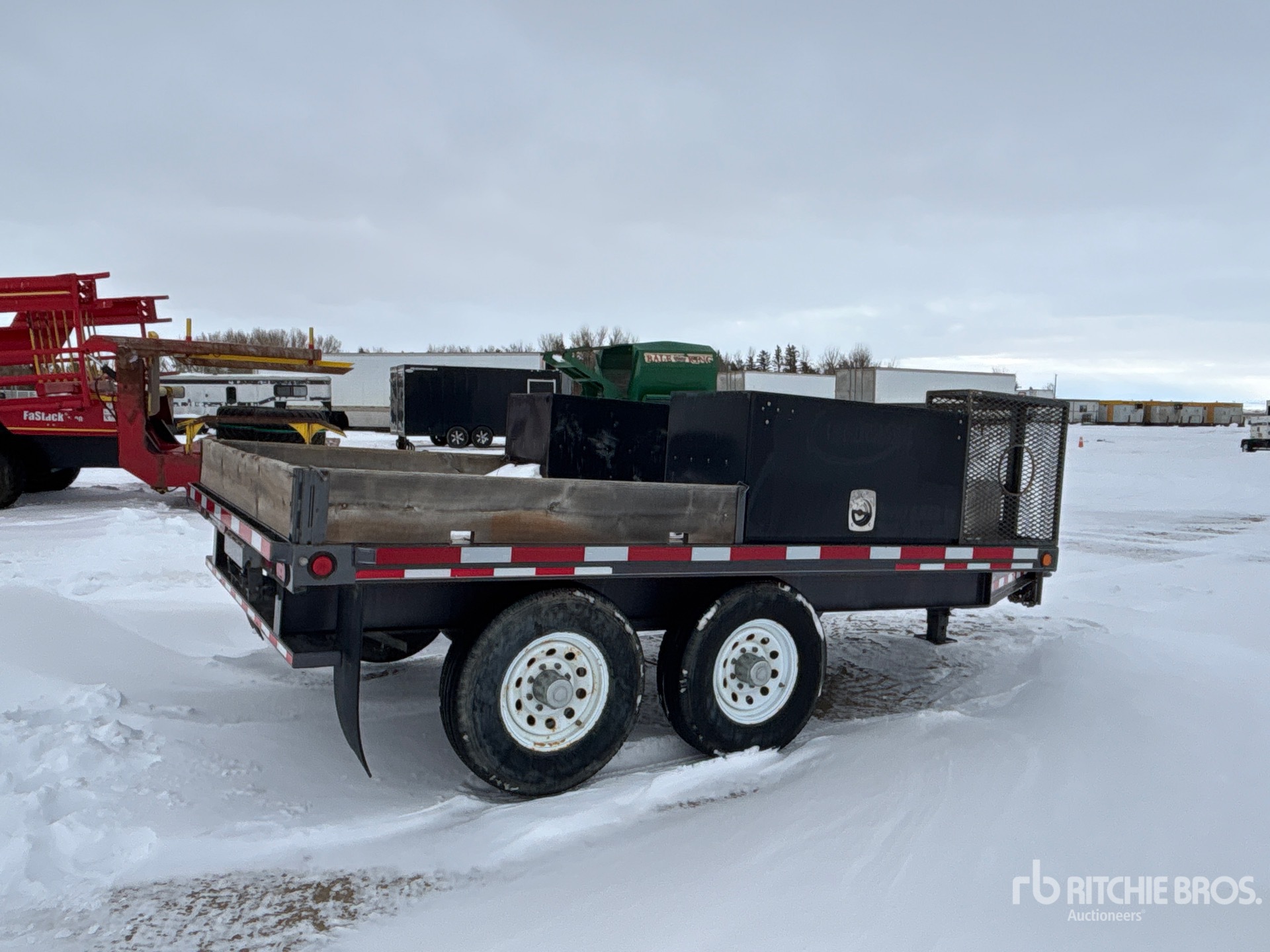 General Appearance with Imagen: esquina trasera derecha