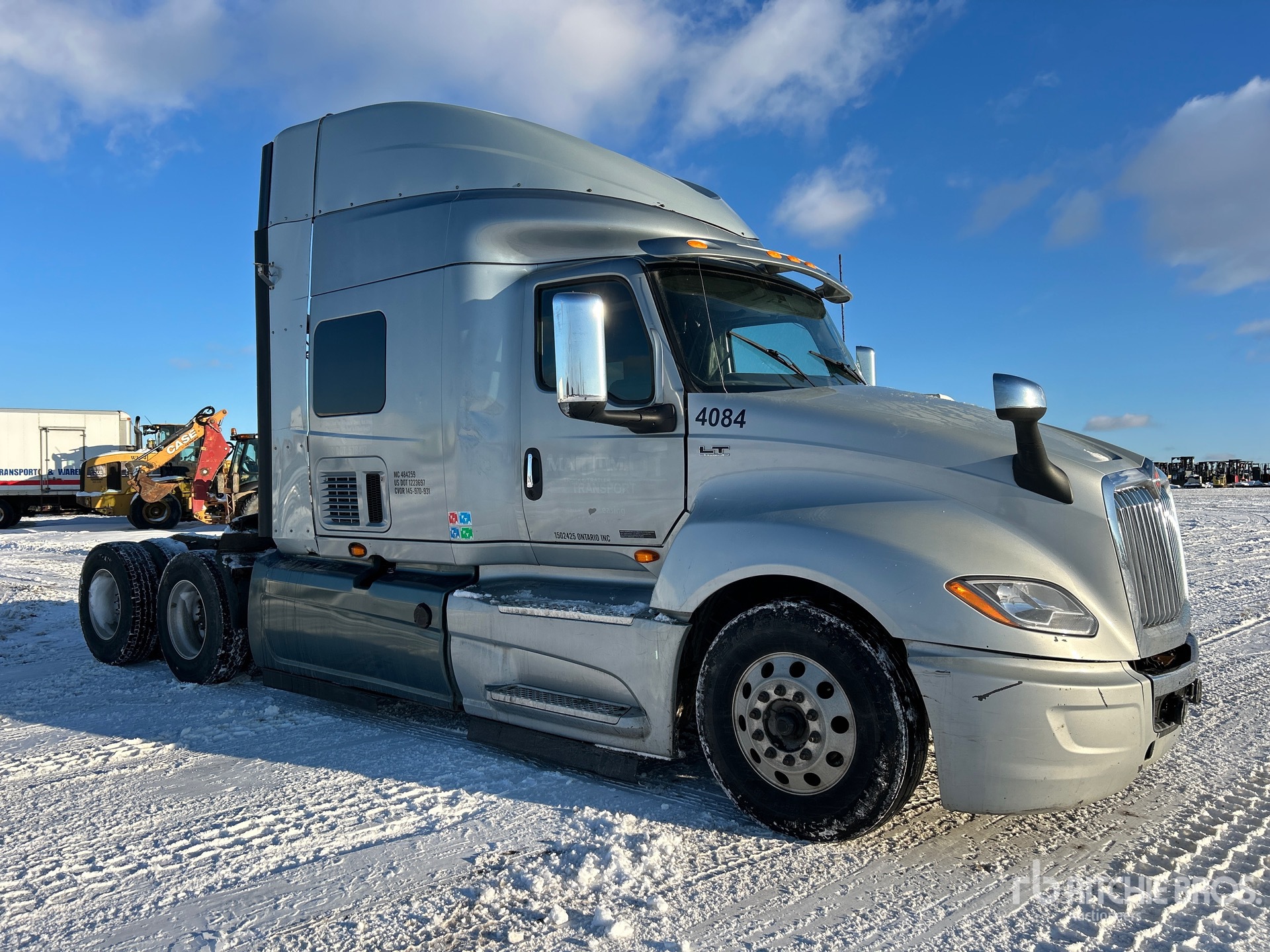 Aspect général with Image, coin avant droit