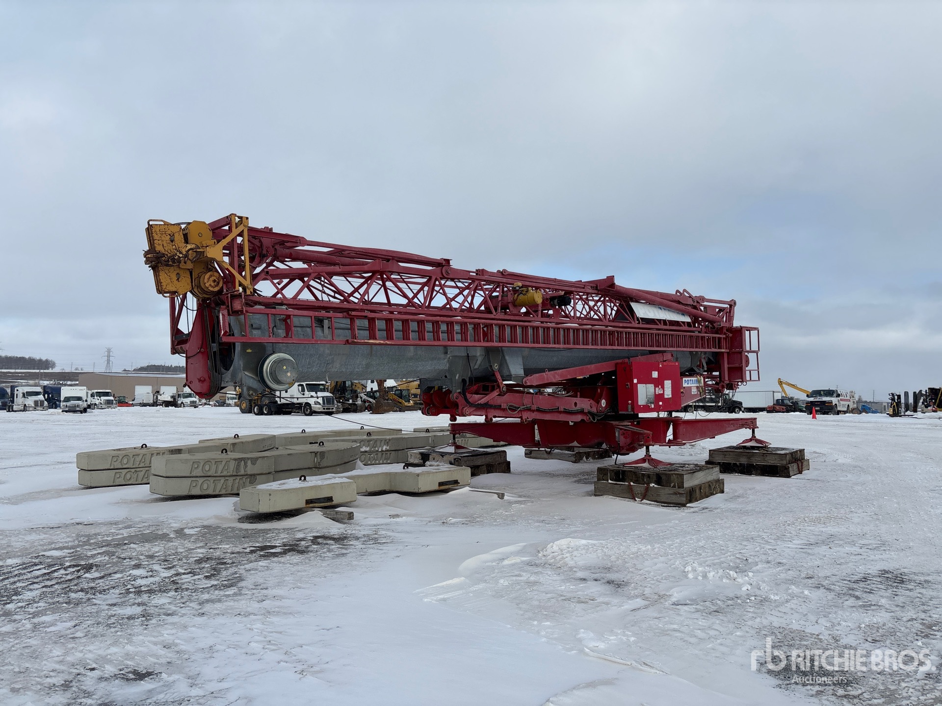 General Appearance with Featured Photo