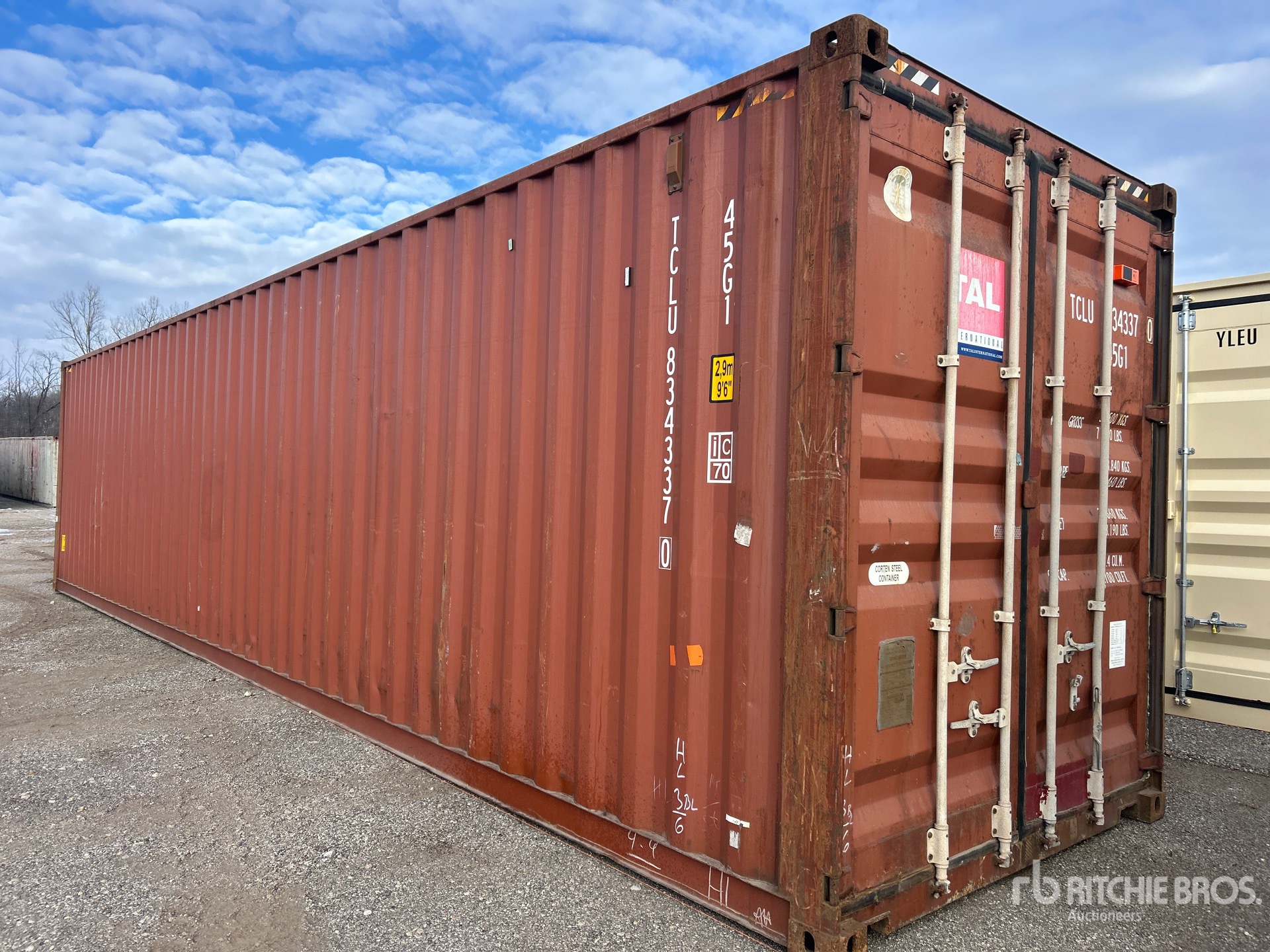 General Appearance with Picture, Right Front Corner