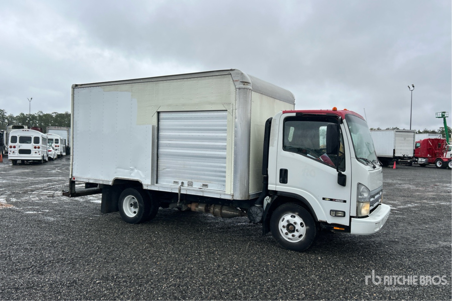 General Appearance with Bild, Ecke vorne rechts