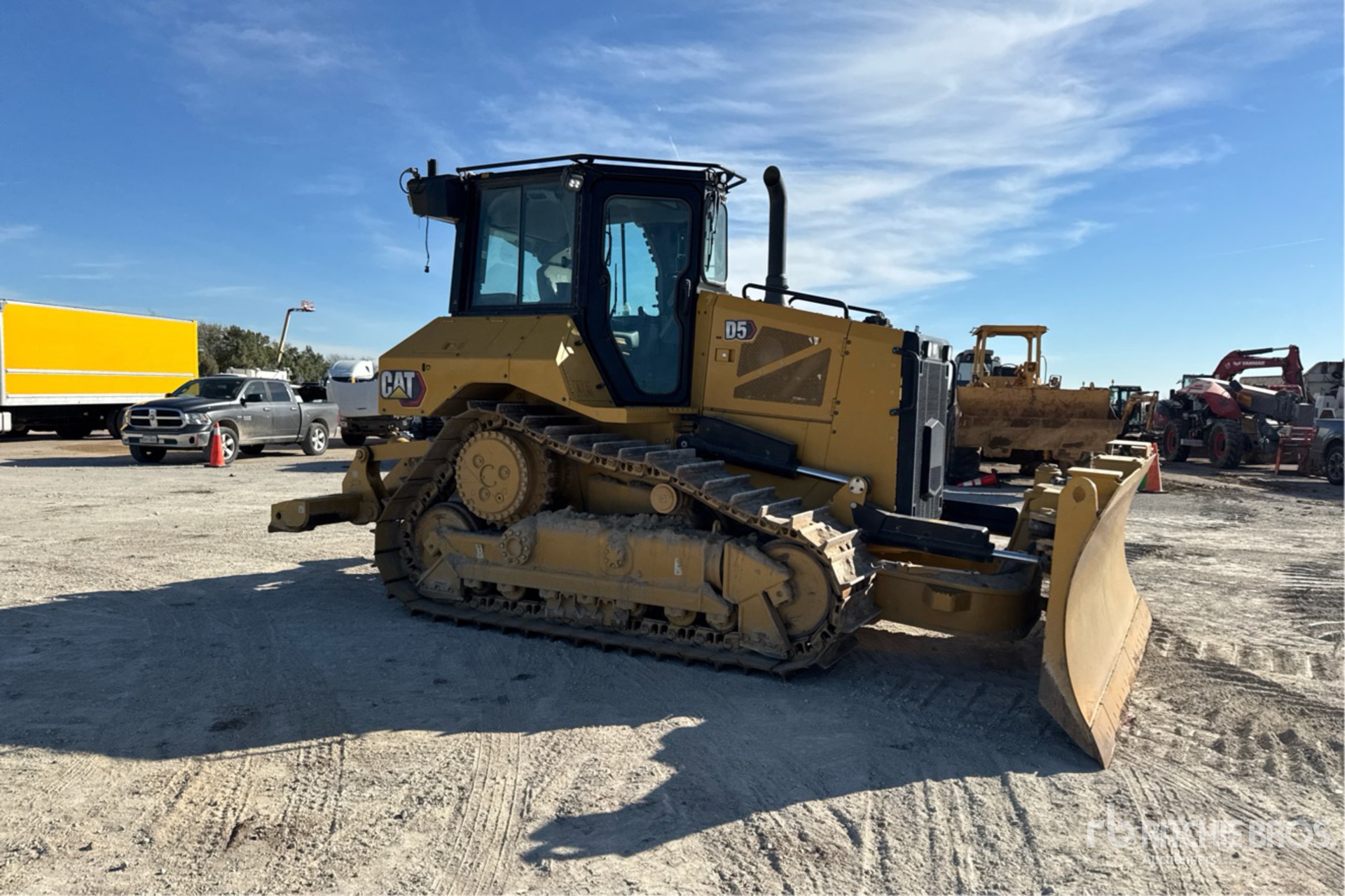 General Appearance with Foto, angolo anteriore destro