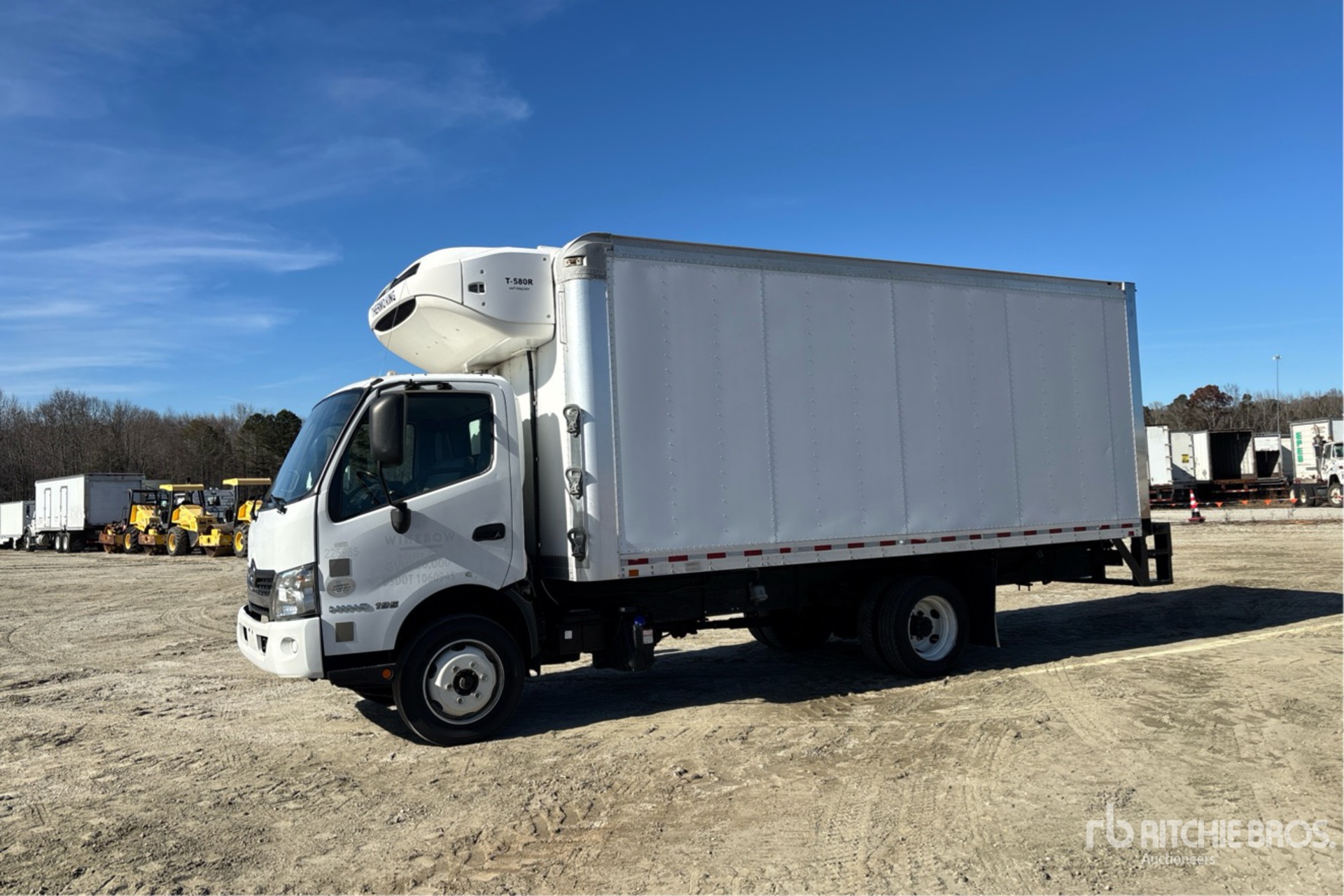 General Appearance with Image, coin avant gauche